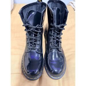 Dr. Doc Martens 1460 Black Patent Lamper Leather Boots Women’s size 11
